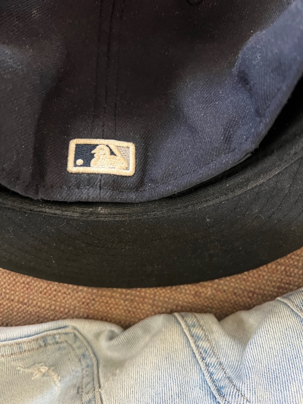 New York Yankees used fitted just collecting dust - Picture 3 of 3